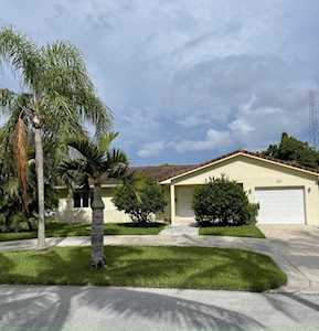 2267 NE 3rd Avenue Boca Raton, FL 33431