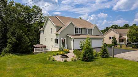 10 Blossom Ln Stratham, NH 03885