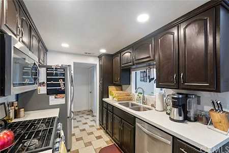 2135 E Valley Parkway #15 Escondido, CA 92027