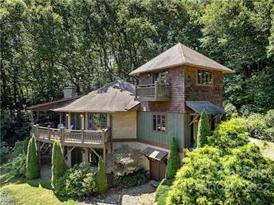 10 Ebby Ridge Rd Fairview, NC 28730