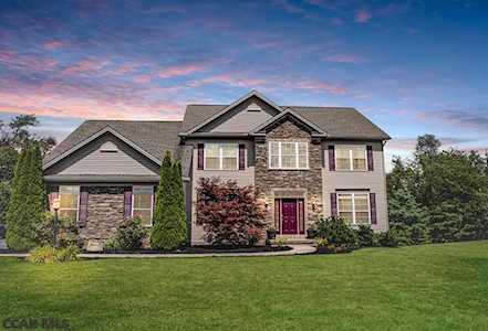 1221 Barnstable Lane State College, PA 16803