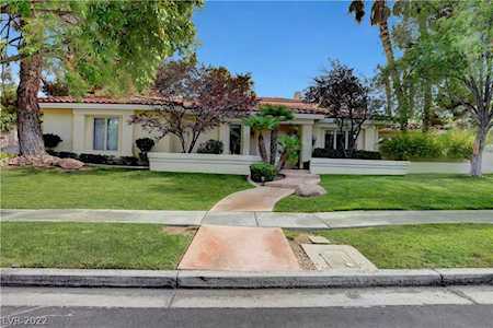 2204 Versailles Ct Henderson, NV 89074