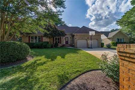 1117 Cumberland Ct Chesapeake, VA 23320