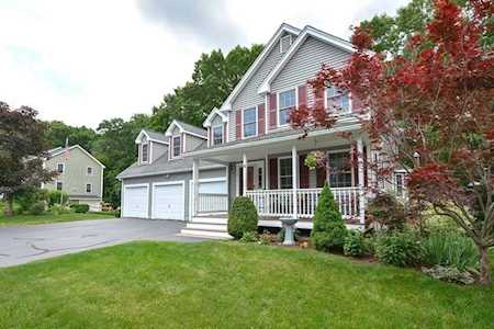 4 Megan Circle Clinton, MA 01510