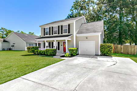 8792 Mahi Mahi Way North Charleston, SC 29406