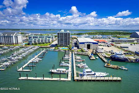 211 Arendell Street Morehead City, NC 28557
