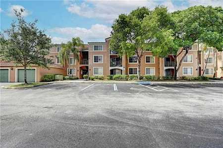 4844 N State Road 7 #2205 Coral Springs, FL 33073