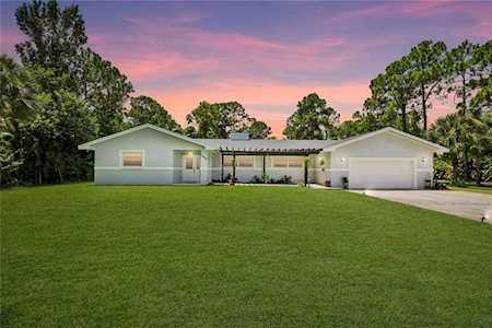 17638 61st Pl Loxahatchee, FL 33470