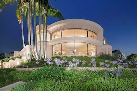 1895 Spindrift Dr La Jolla, CA 92037