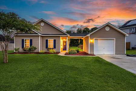 306 Coosawatchie St Summerville, SC 29485