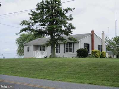 232 Avis Mill Rd Pilesgrove, NJ 08098