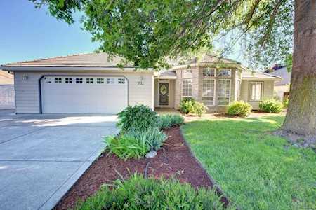 711 Annalee Dr Central Point, OR 97502
