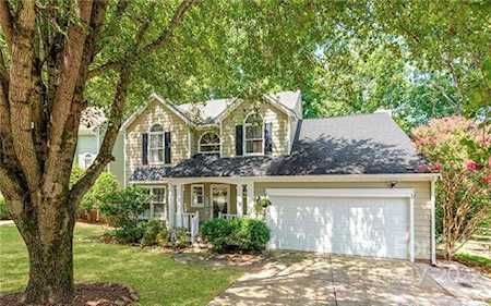 9700 Harris Glen Dr Charlotte, NC 28269