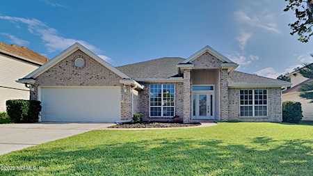 5371 Chestnut Lake Dr Jacksonville, FL 32258