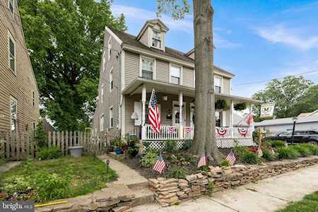 119 2nd St E Moorestown, NJ 08057