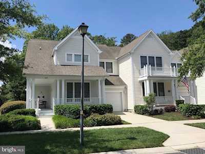 210 Willow Oak Ave Ocean View, DE 19970