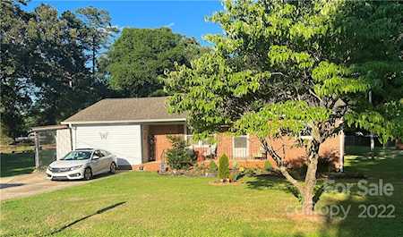 101 Pinewood Circle Belmont, NC 28012