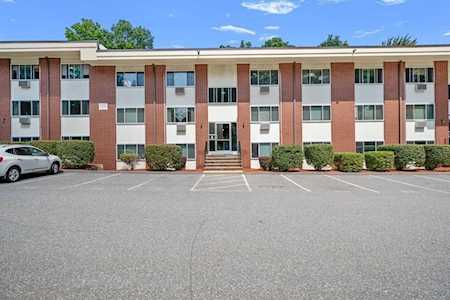74 Beach St #5-8 Woburn, MA 01801
