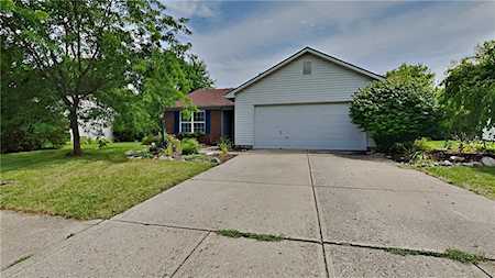 17929 Sanibel Circle Westfield, IN 46062