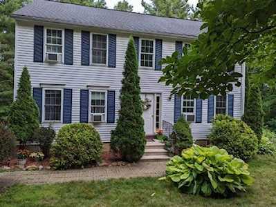 78 Molasses Hill Rd Brookfield, MA 01506