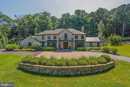 8919 Bel Air Place Potomac, MD 20854