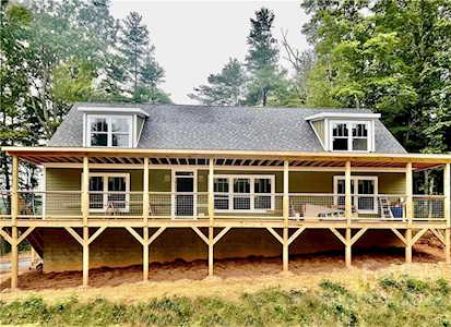 146 Cascade Ridge Rd Fairview, NC 28730