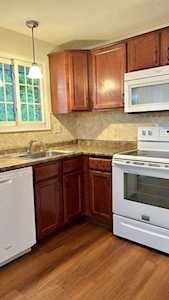 665 Robbins Ave #4 Dracut, MA 01826