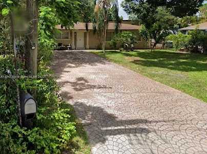 4031 SW 54th Ct Dania Beach, FL 33314