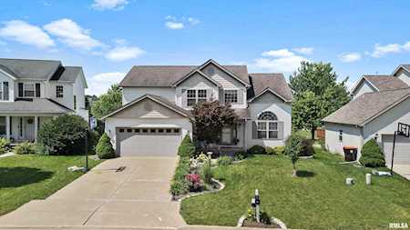 11009 N Stillwater Dr Dunlap, IL 61525