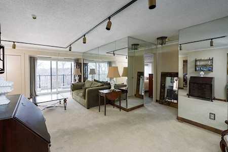 55 Tall Oaks Dr #705 Weymouth, MA 02190