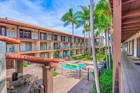 17200 Newhope St #114 Fountain Valley, CA 92708