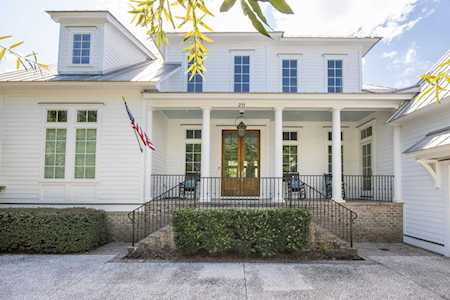 211 Ithecaw Creek St Daniel Island, SC 29492