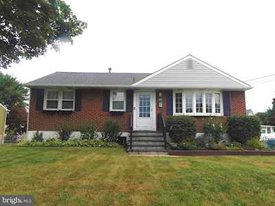 243 Creek Rd Bellmawr, NJ 08031