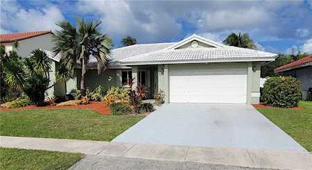 650 SE 4th Ct Dania Beach, FL 33004
