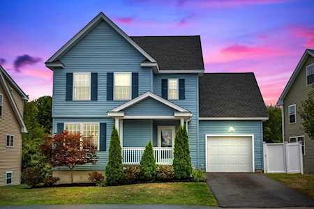 7 Boxwood Dr Littleton, MA 01460