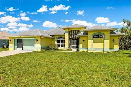714 Hibiscus Ave Lehigh Acres, FL 33972