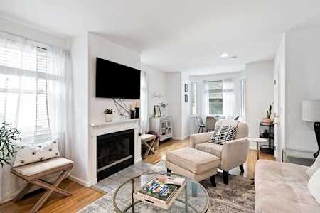 119-121 W 3rd Street #119A Boston, MA 02127