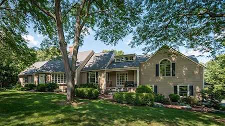 18 Chadwick Farm Rd Boxford, MA 01921