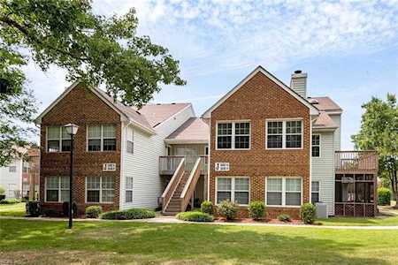 5157 Thatcher Way Virginia Beach, VA 23456