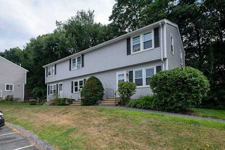 270 Sunderland Rd #58 Worcester, MA 01604