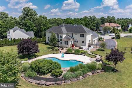 205 Silver Leaf Ct Mullica Hill, NJ 08062