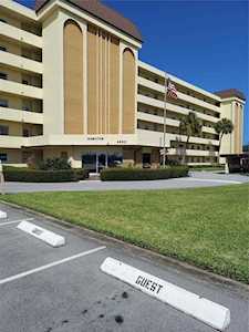 4650 Cove CIRCLE #304 St. Petersburg, FL 33708