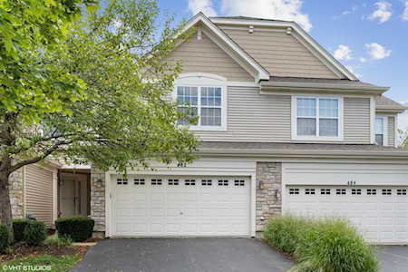 482 Vaughn Circle Aurora, IL 60504