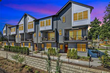 18886 67th Dr NE #5 Kenmore, WA 98028