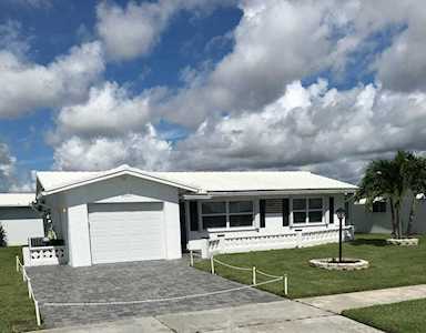 2007 SW 18th Street Boynton Beach, FL 33426