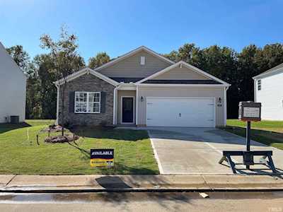 402 Silver Maple Drive Fuquay Varina, NC 27526