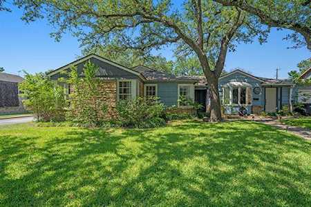 5634 Pershing Avenue Fort Worth, TX 76107