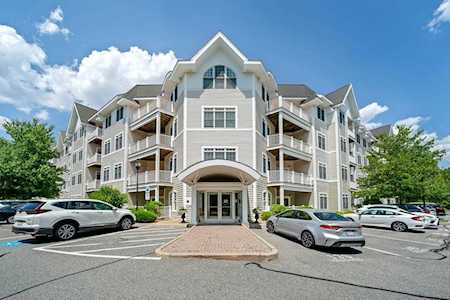 614 Pond St #2211 Braintree, MA 02184