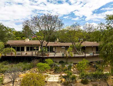 2406 Foothill Ln Santa Barbara, CA 93105