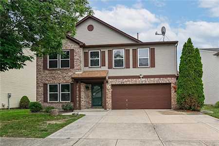 2350 Amberleigh Dr Plainfield, IN 46168